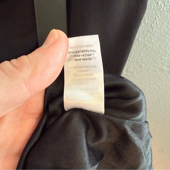 Lulu's NWT Total Appeal Ruched One Shoulder Bodycon Midi Dress Size L - Picture 5 of 7